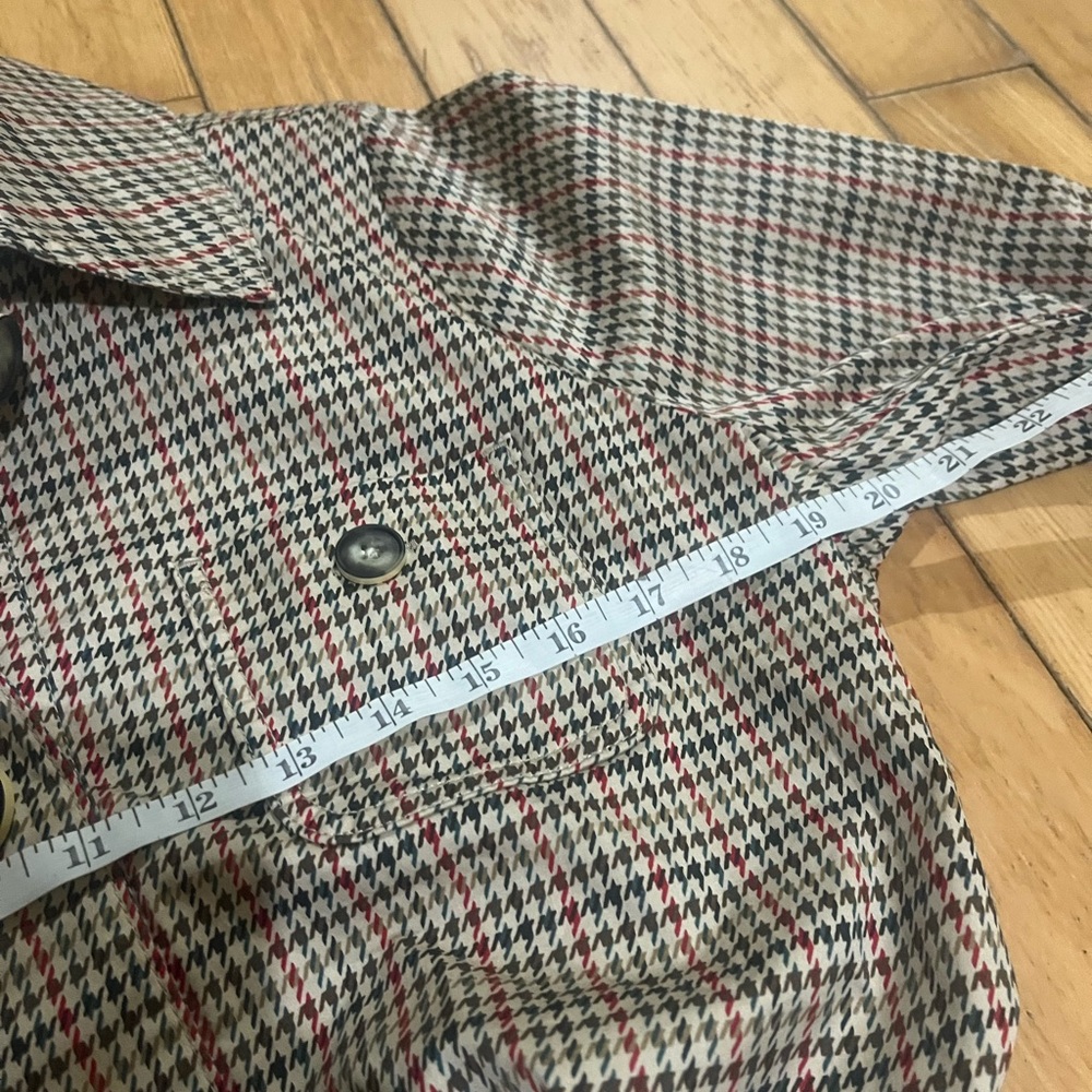 New! 💫 Cabi Sherlock Houndstooth Trench 🕵️♀️🔎 - Picture 3 of 14